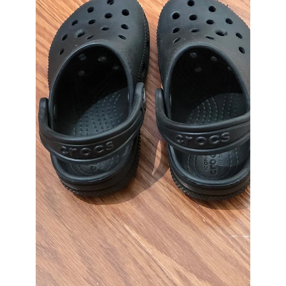 CROCS classic clogs